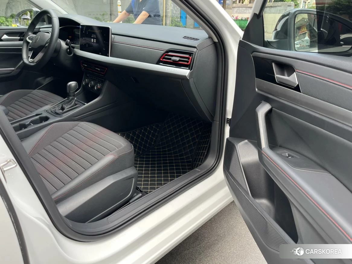 Volkswagen Lavida id 4441298 из Китая 12