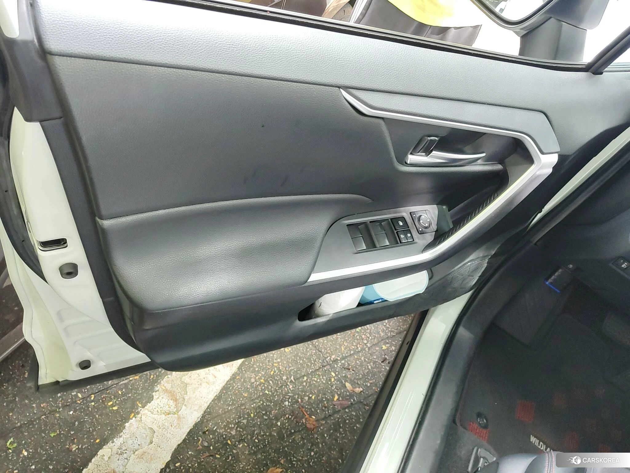 Toyota Weilanda PHEV id 4479754 из Китая 19