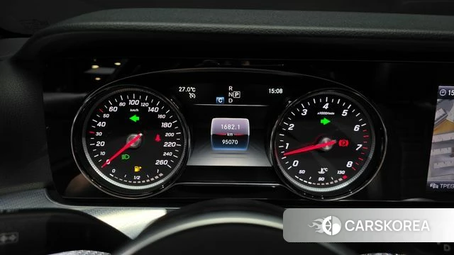 Mercedes-Benz E-Class W213 id 4410545 из Кореи 28