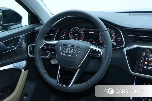 Audi A6L id 4259191 из Китая 24
