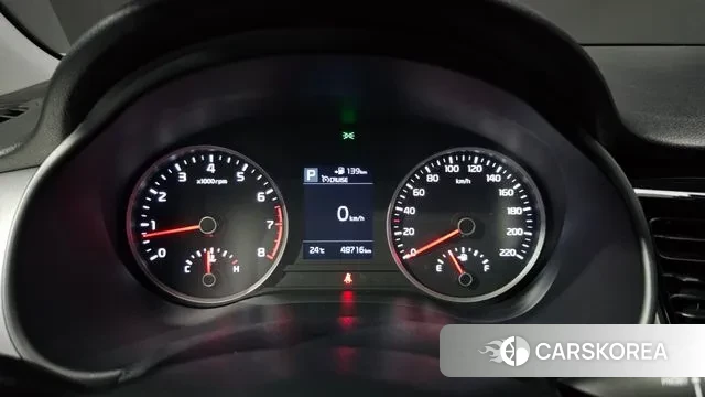 Kia Stonic id 3221036 из Кореи 18