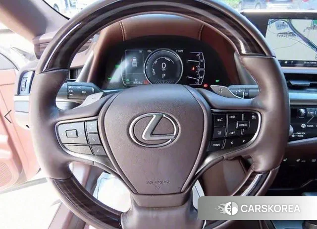 Lexus ES300h 7th generation id 3013044 из Кореи 18