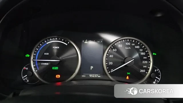 Lexus NX300h id 3779213 из Кореи 18