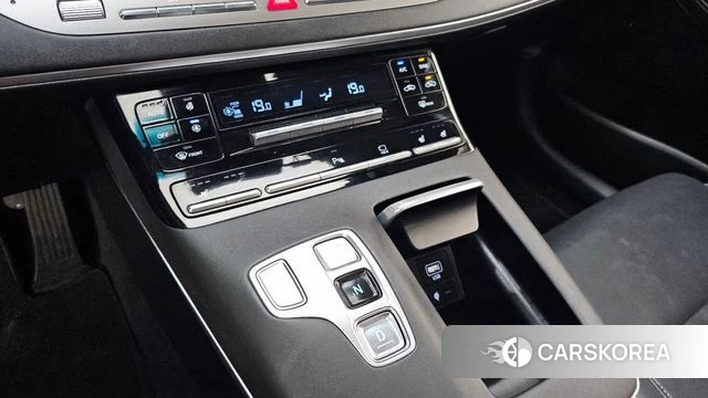 Hyundai The New Grandeur IG id 4721588 из Кореи 32