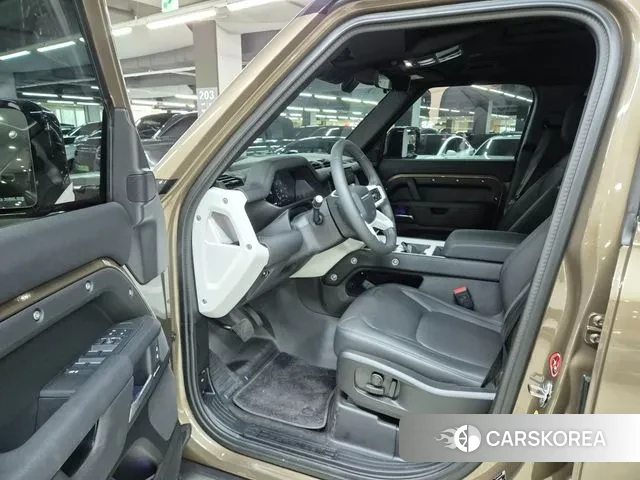 Land Rover Defender (L663) id 3570572 из Кореи 18