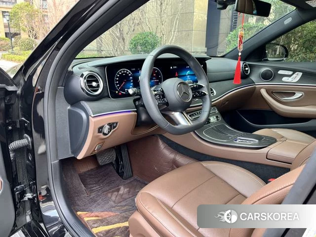 Mercedes-Benz E-class id 4277790 из Китая 8