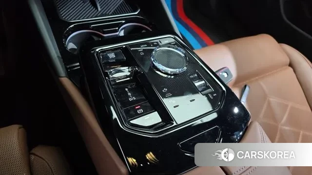 BMW 5 Series (G60) id 3653996 из Кореи 18