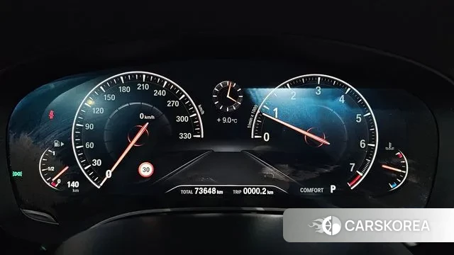 BMW 5 Series (G30) id 3692419 из Кореи 18