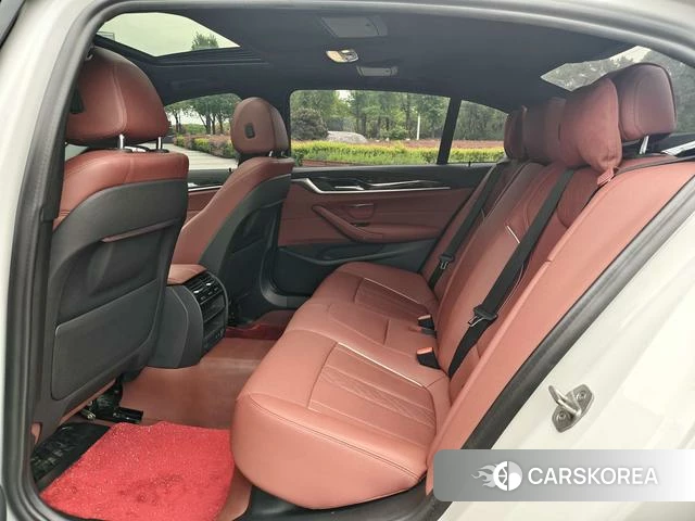 BMW 5 series id 4265696 из Китая 9