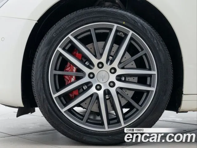 Maserati Ghibli id 2690346 из Кореи 18