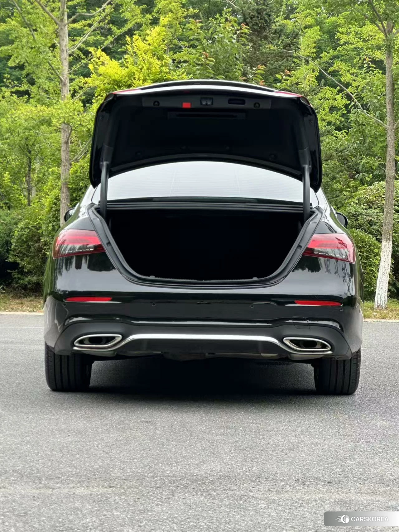 Mercedes-Benz E-class id 4492604 из Китая 19