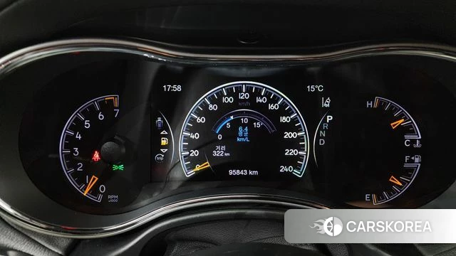 Jeep Grand Cherokee id 3905440 из Кореи 18