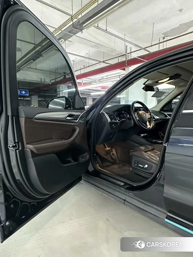 BMW iX3 id 4257222 из Китая 23