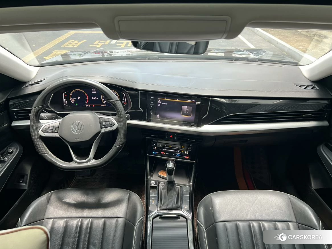Volkswagen Passat id 4440509 из Китая 12