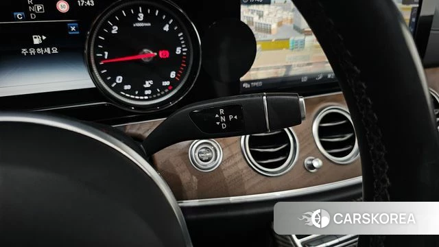 Mercedes-Benz E-Class W213 id 4605037 из Кореи 28