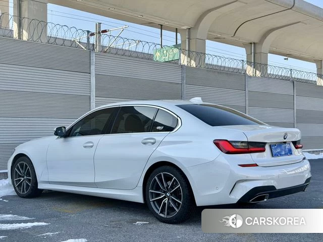 BMW 3 series id 4235412 из Китая 12