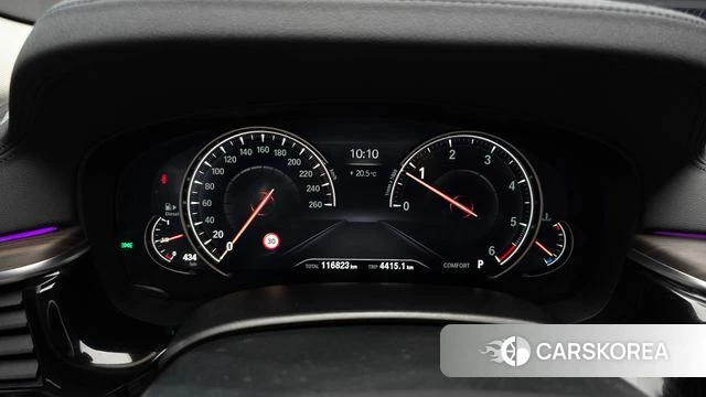 BMW 5 Series (G30) id 4424764 из Кореи 30
