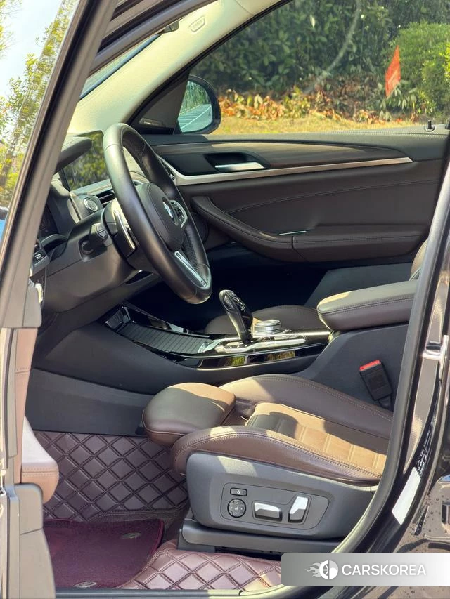 BMW X3 id 4275990 из Китая 16