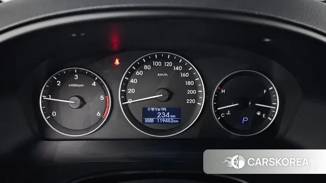 Hyundai The New Grand Starex id 3640607 из Кореи 18