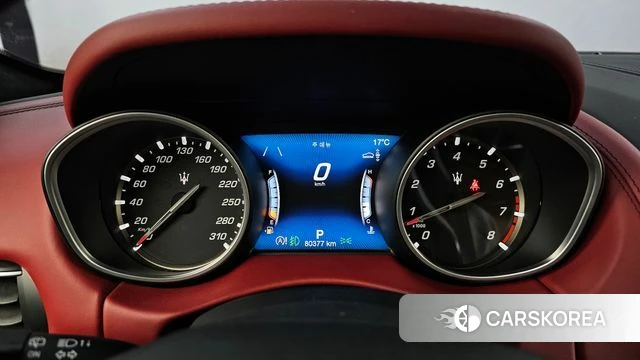 Maserati Levante id 3829229 из Кореи 18