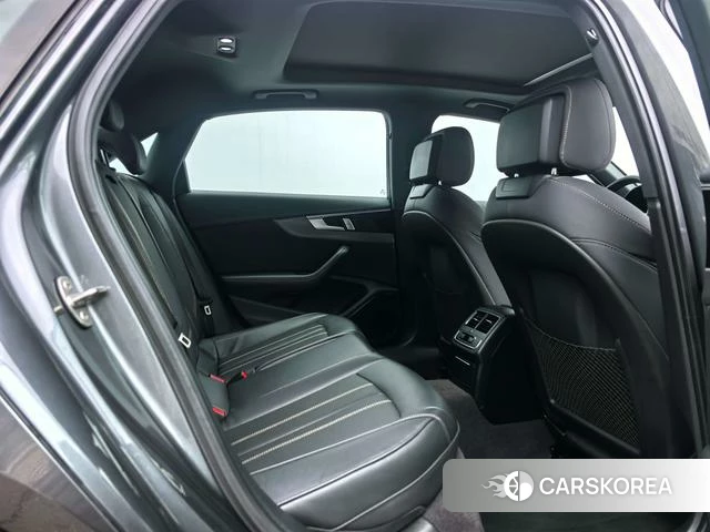 Audi A4L id 4291332 из Китая 15