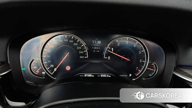 BMW 5 Series (G30) id 4459539 из Кореи 18