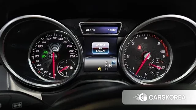 Mercedes-Benz GLE - Class W166 id 3029324 из Кореи 18