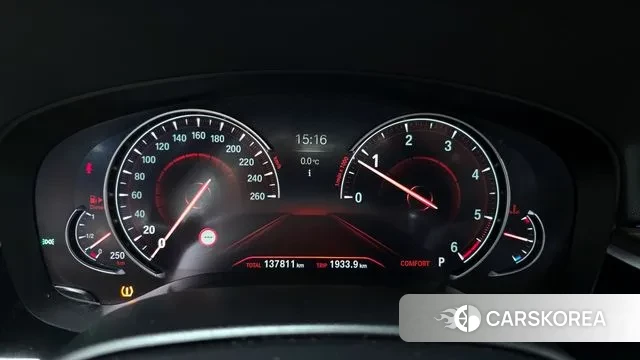 BMW 5 Series (G30) id 3636713 из Кореи 18