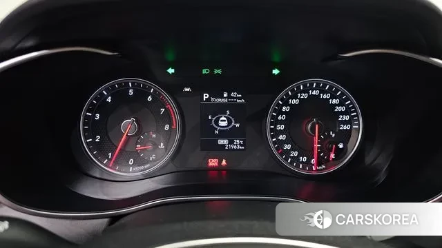 Genesis G70 id 3038630 из Кореи 18