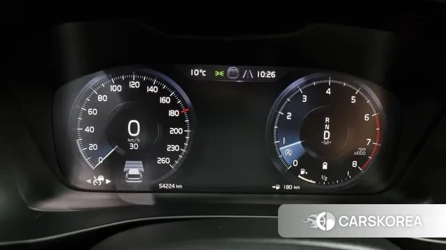 Volvo XC40 id 3479049 из Кореи 18