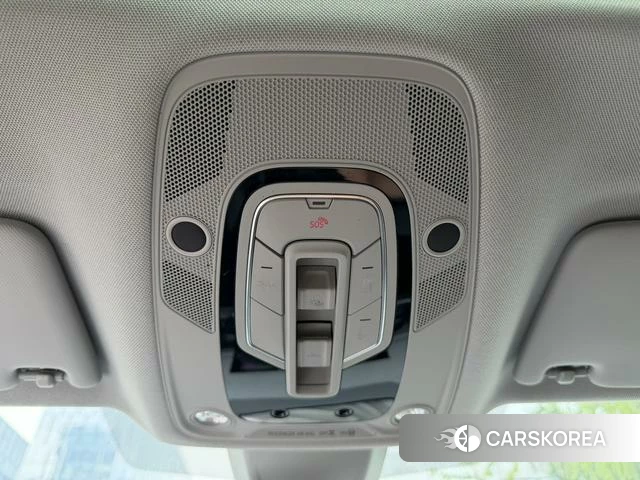 Audi Q5L id 4297714 из Китая 29