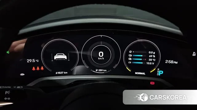 Porsche Taycan id 2959789 из Кореи 18