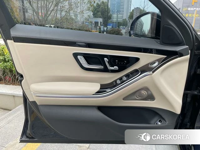 Mercedes-Benz S-class id 4260249 из Китая 21