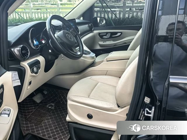 Mercedes-Benz V-class id 4261071 из Китая 17