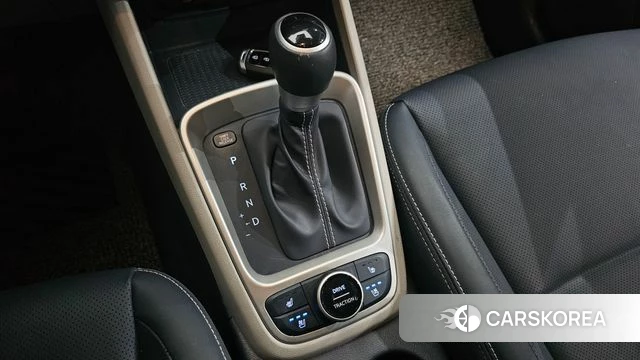 Hyundai Venue id 4934674 из Кореи 26