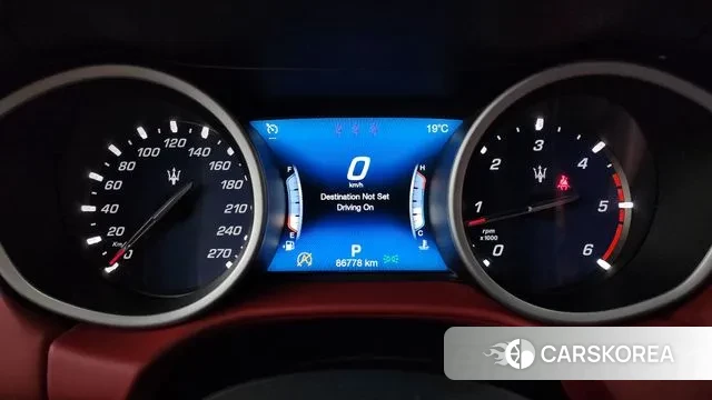 Maserati Ghibli id 3176756 из Кореи 18