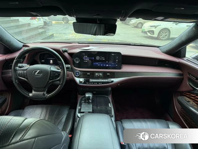 Lexus LS id 4353821 из Китая 8