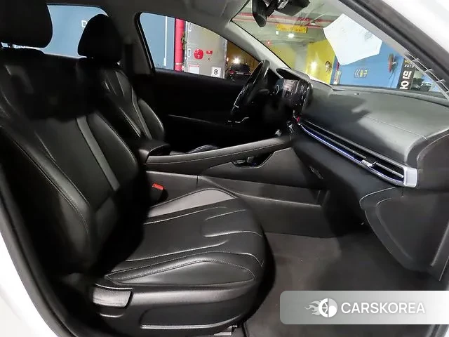 Hyundai Avante Hybrid (CN7) id 3478754 из Кореи 18