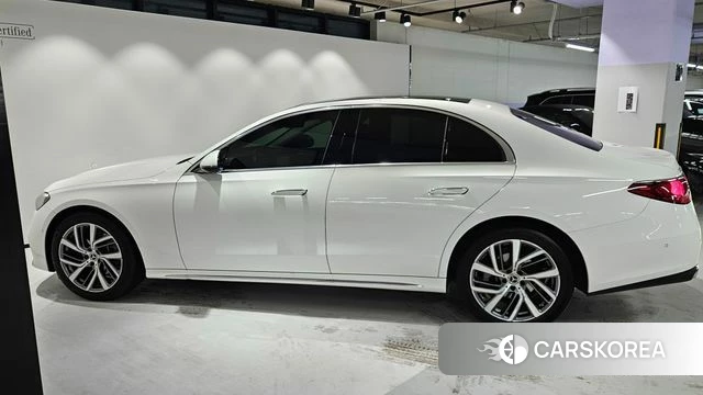 Mercedes-Benz E-Class W214 id 4354229 из Кореи 18