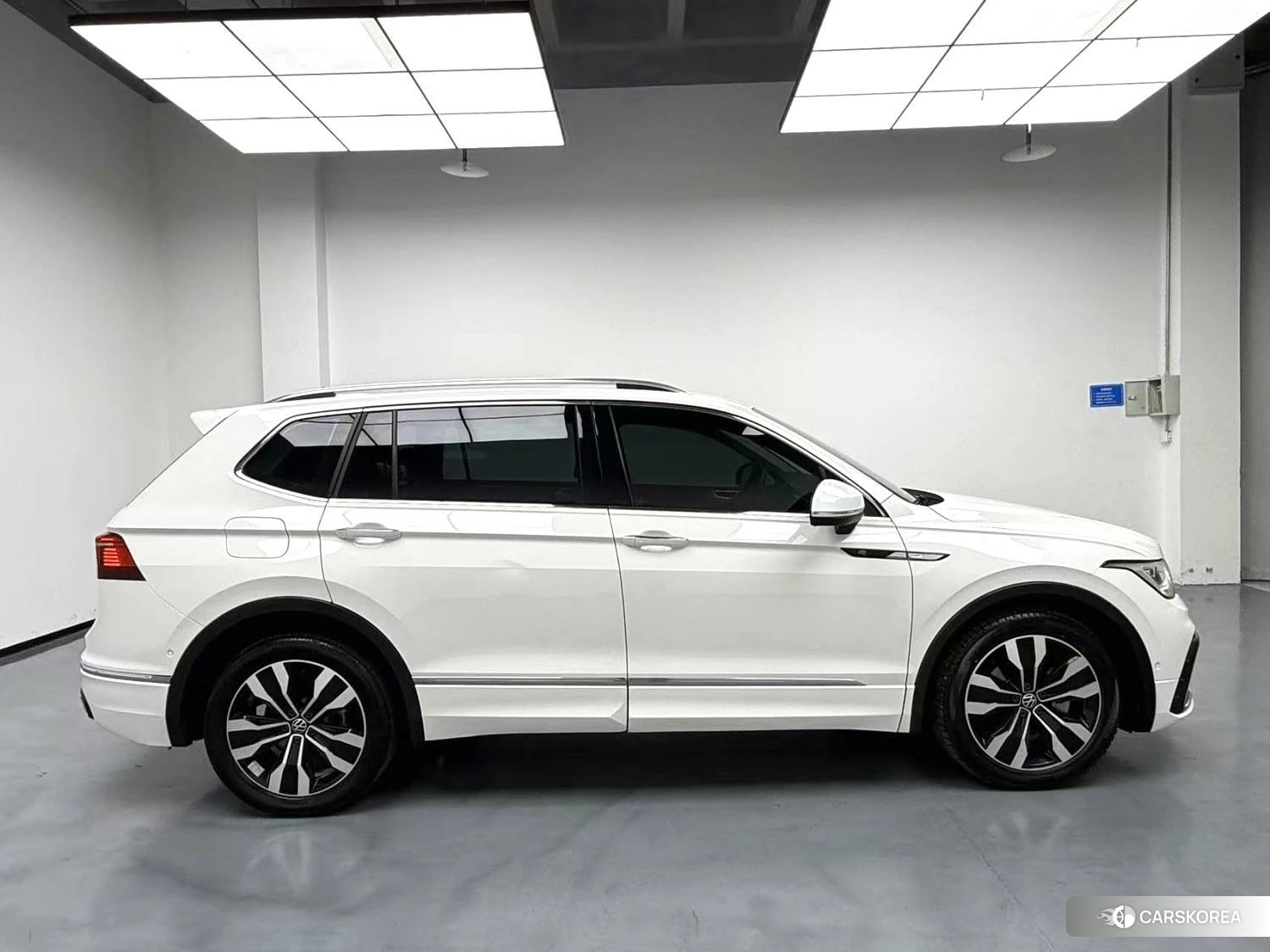 Volkswagen Tiguan L id 4461593 из Китая 14