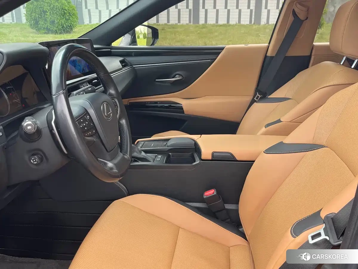 Lexus ES id 4570452 из Китая 8
