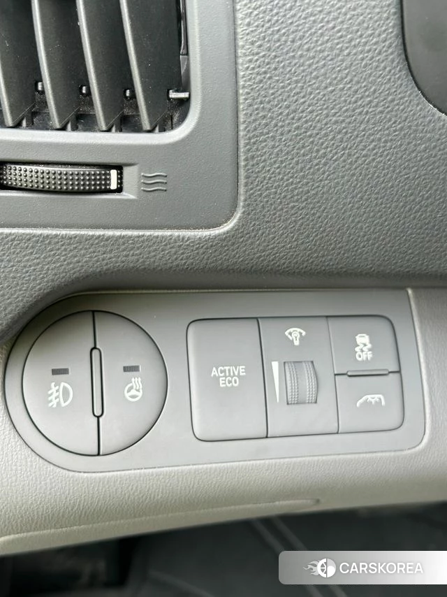 Hyundai The New Grand Starex id 3873407 из Кореи 18