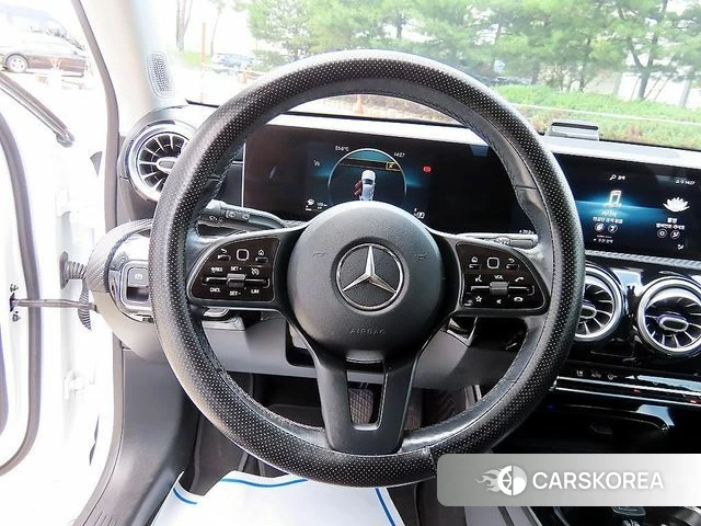 Mercedes-Benz A-Class W177 id 4477097 из Кореи 17