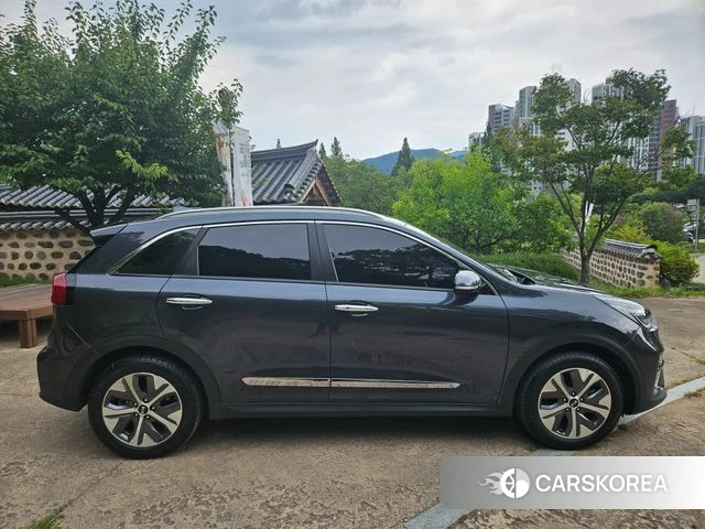 Kia Niro EV id 4551490 из Кореи 18