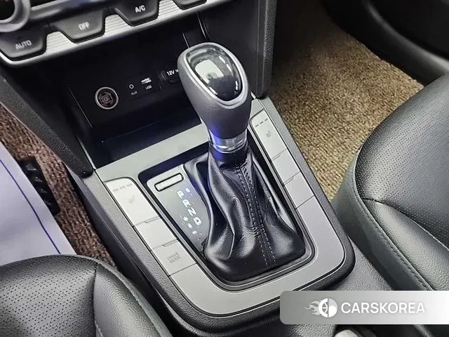 Hyundai The New Avante AD id 3760507 из Кореи 18