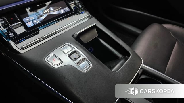 Hyundai The New Grandeur IG Hybrid id 4409825 из Кореи 31