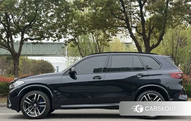 BMW X5 M id 4348727 из Китая 23