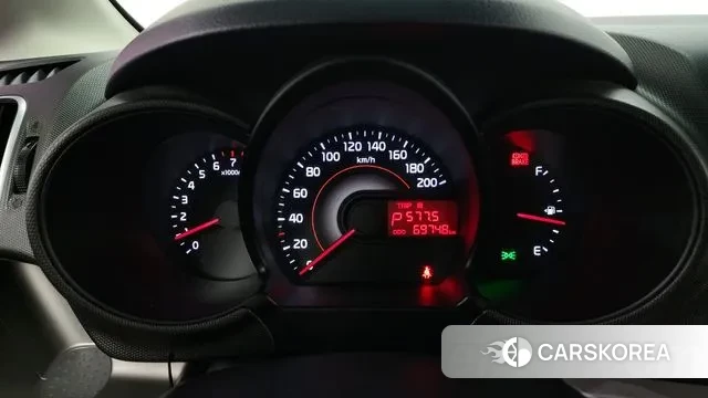 Kia The New Ray id 3238795 из Кореи 18