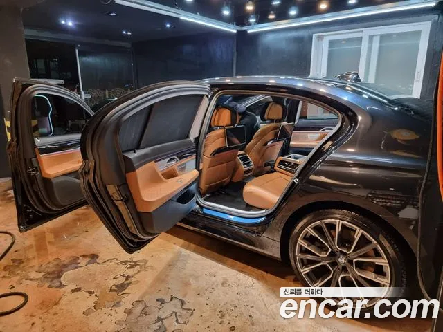 BMW 7 Series (G11) id 2821718 из Кореи 14