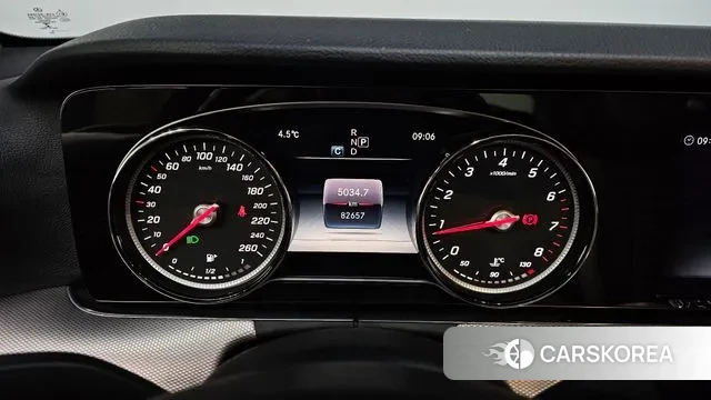 Mercedes-Benz E-Class W213 id 3779265 из Кореи 18